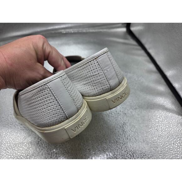 VINCE Ivory Bone Perforated Soft Leather Slip On Sneakers Size 9 Shoes - Picture 4 of 10